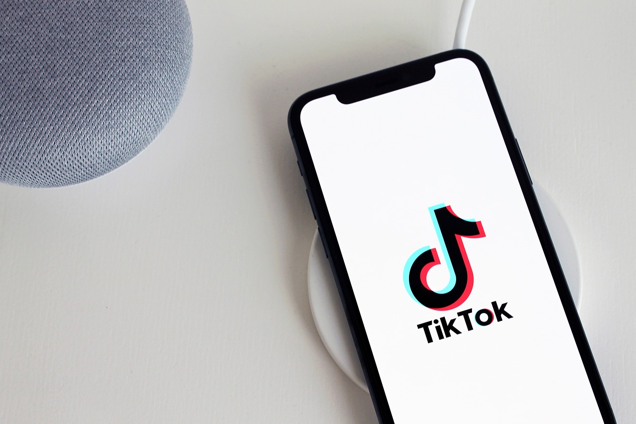 Tauche ein in die Welt von TikTok für Unternehmen